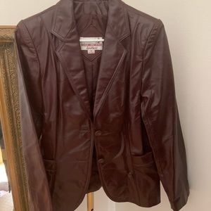 Classic direction leather blazer